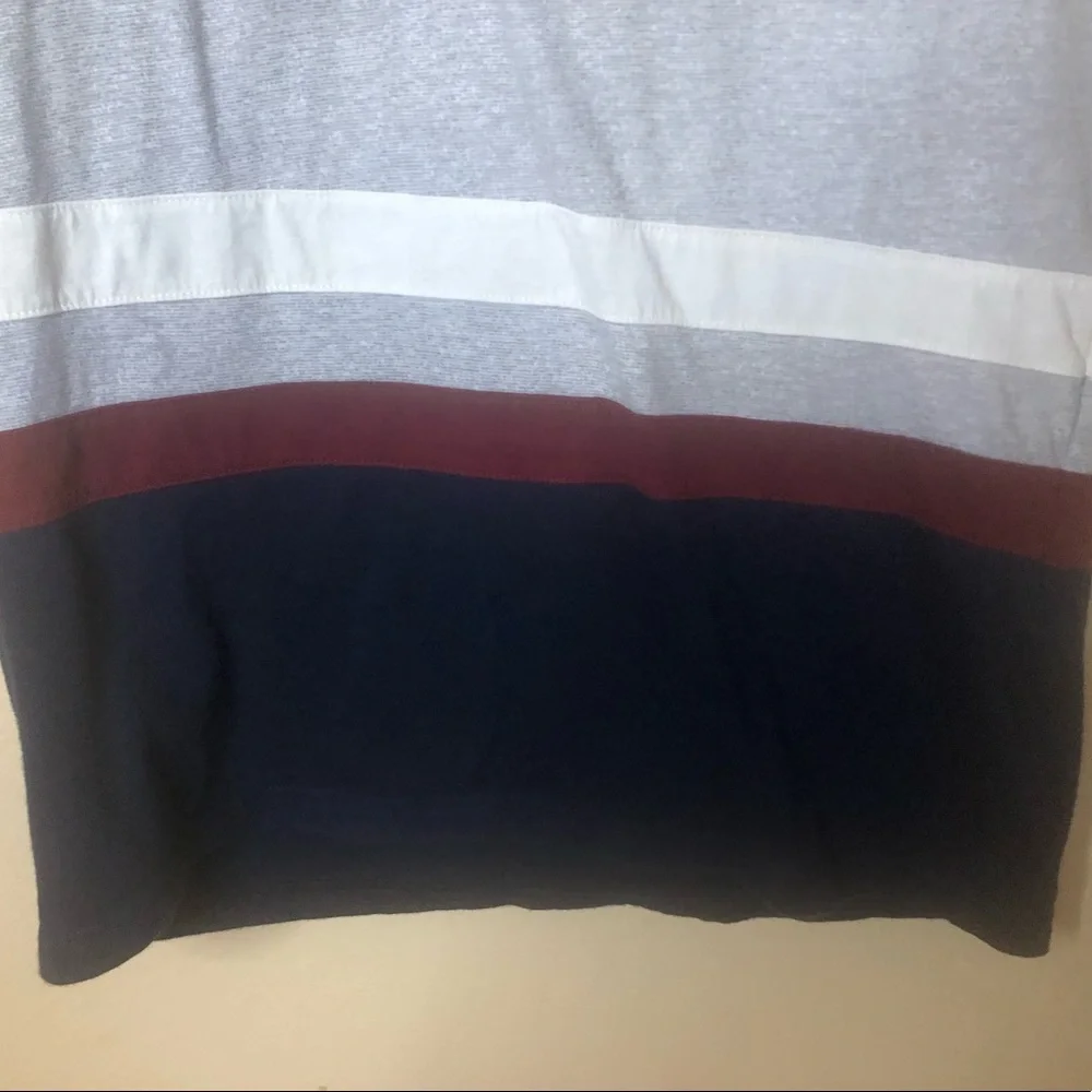 Hollister California Men’s T-Shirt 100% Cotton - Size XS - Picture 2 of 10